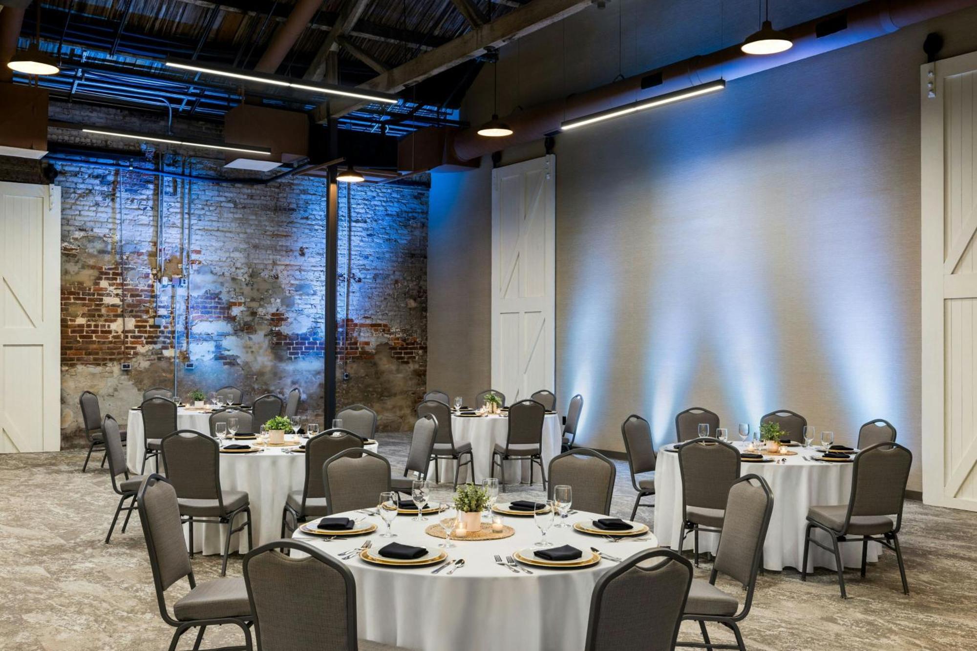 Hotel Aloft Wilmington At Coastline Center Extérieur photo