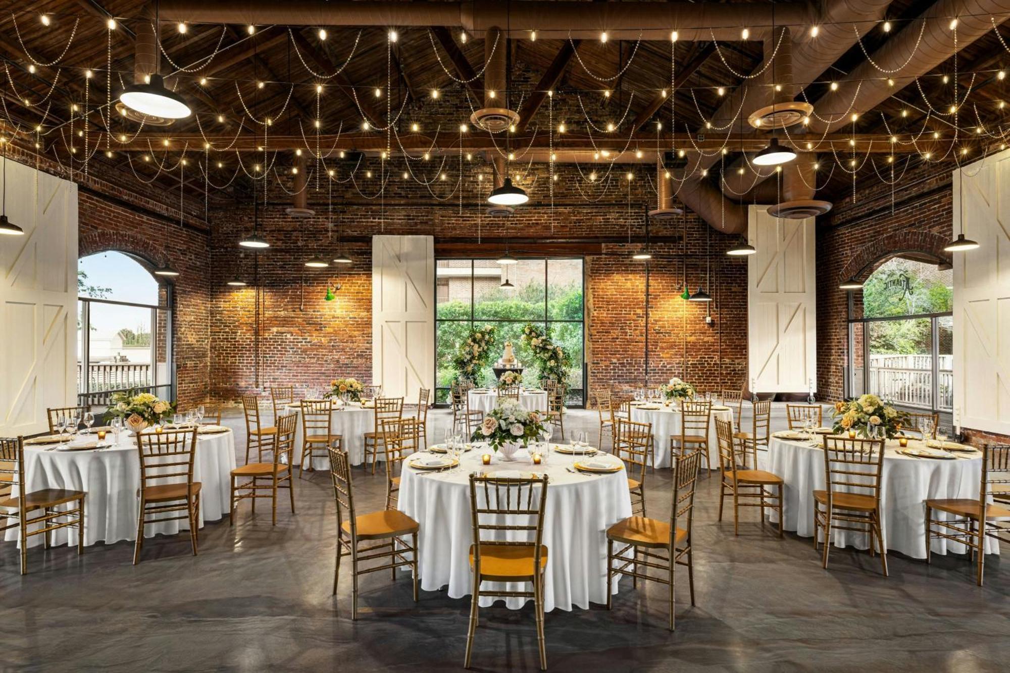 Hotel Aloft Wilmington At Coastline Center Extérieur photo