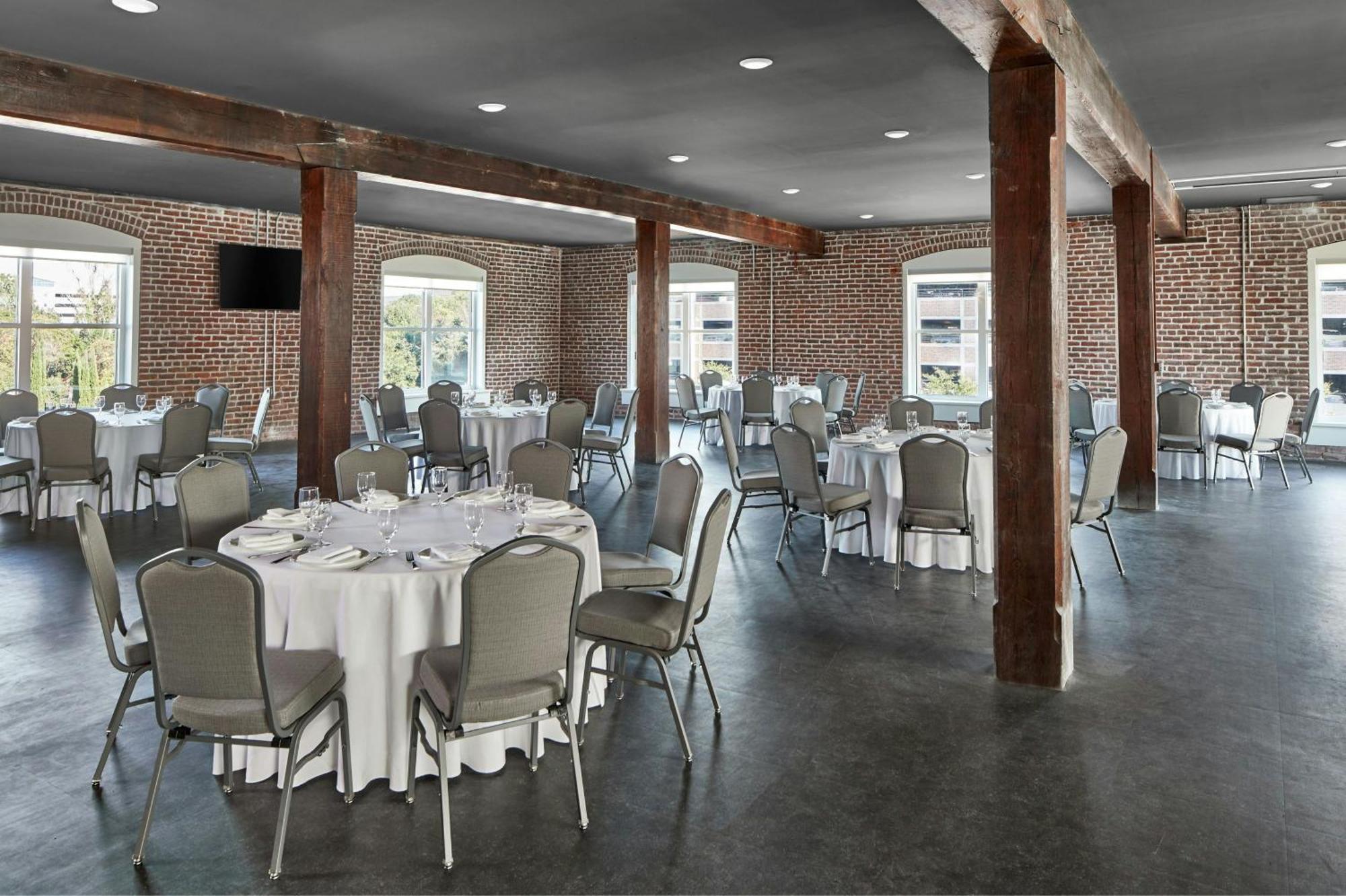 Hotel Aloft Wilmington At Coastline Center Extérieur photo