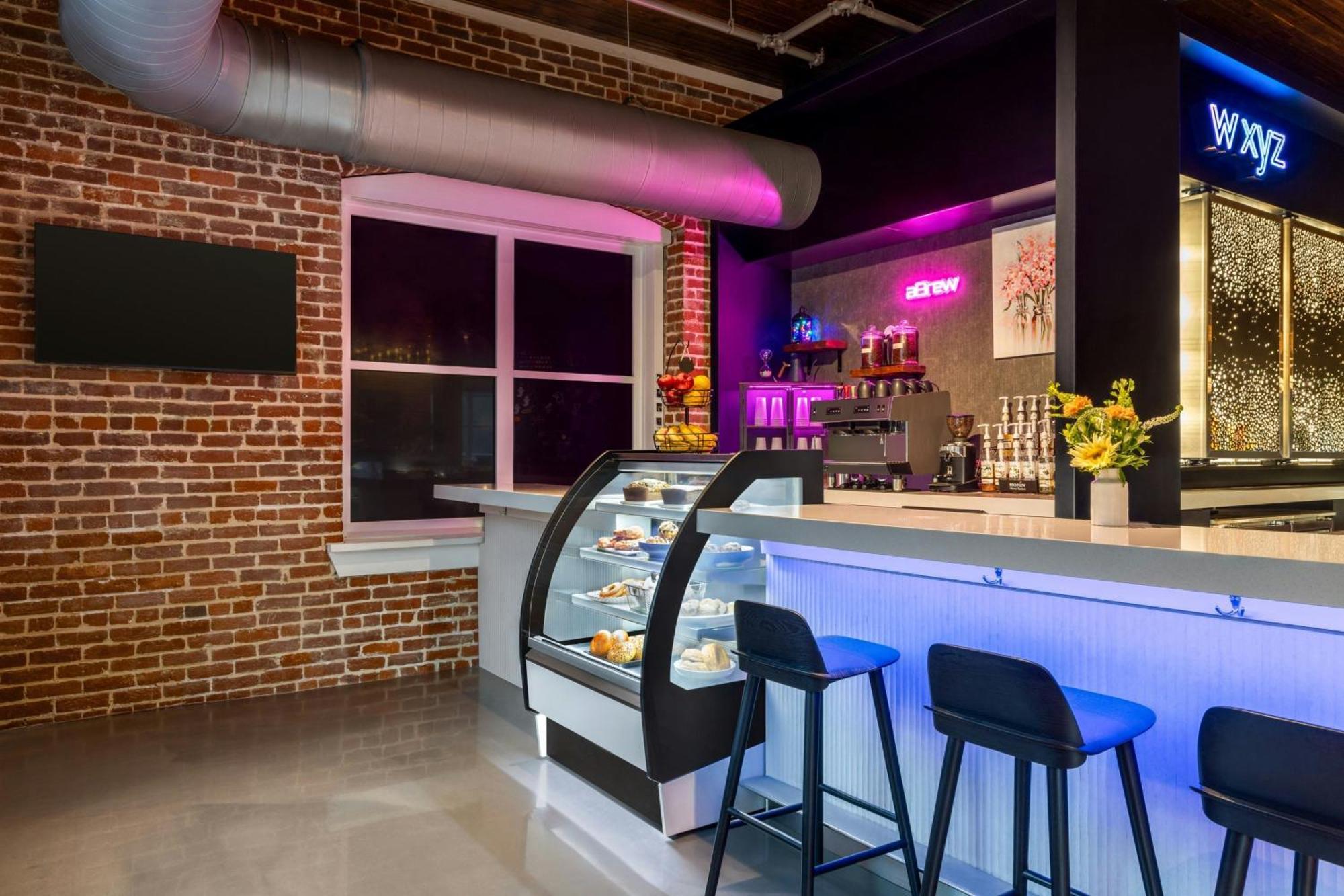 Hotel Aloft Wilmington At Coastline Center Extérieur photo